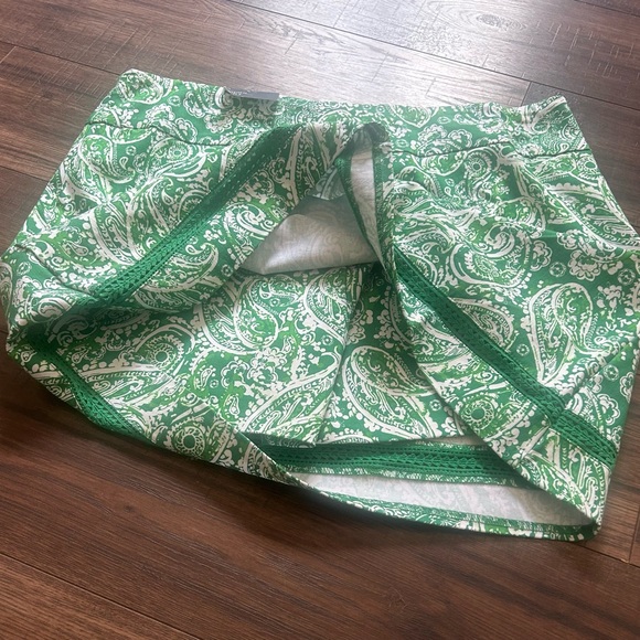 Crown & Ivy Skirt Skort, green paisley, size 12, ** new with tags** - Picture 4 of 4
